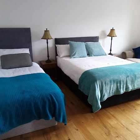 Farnaught House Appartement Westport Buitenkant foto