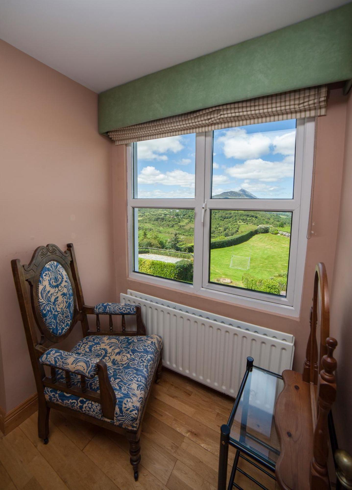 Farnaught House Appartement Westport Buitenkant foto